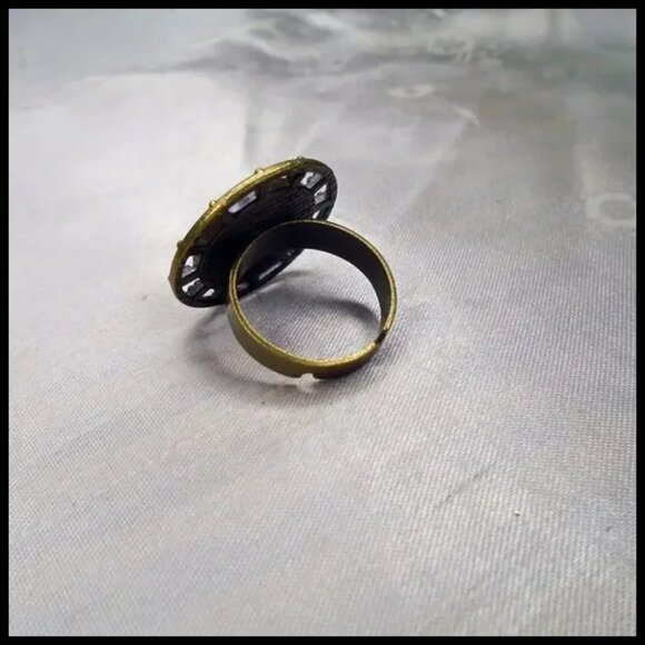 Tiny Flapper Face Ring is One of a Kind - 1932 - Picture 5 of 8